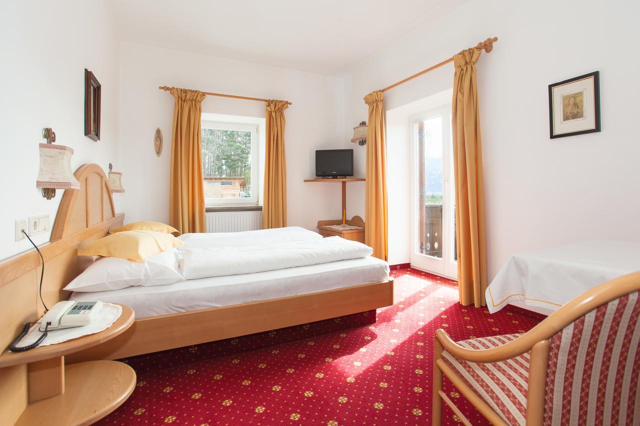 Hotel Lichtenstern Soprabolzano Esterno foto