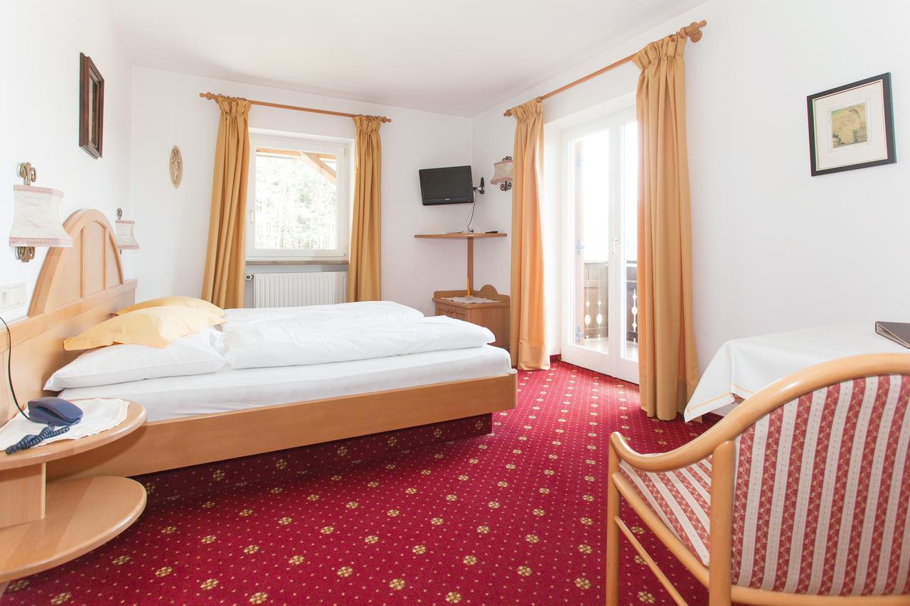 Hotel Lichtenstern Soprabolzano Camera foto